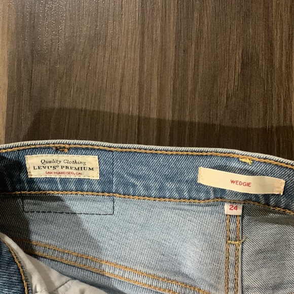 Levi’s Premium Wedgie Ankle Jeans  Womens Size 24 - Picture 7 of 13